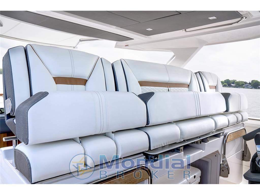 Tiara yachts 43ls