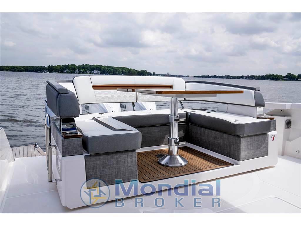 Tiara yachts 43ls