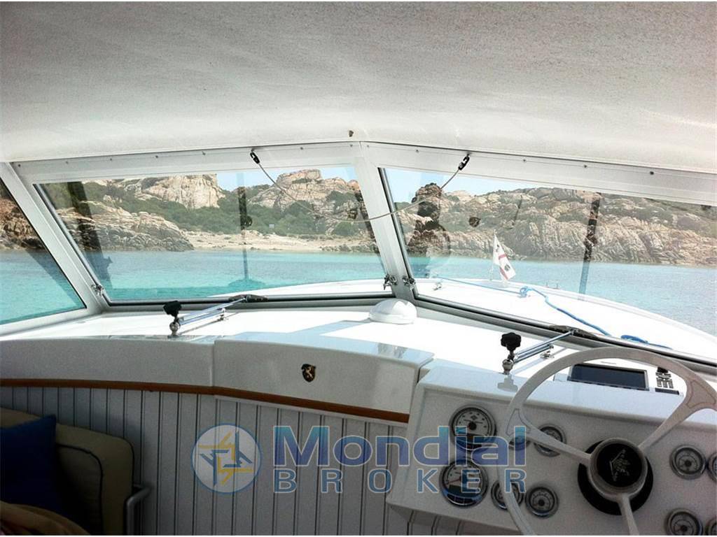 Bertram yacht 25' ht
