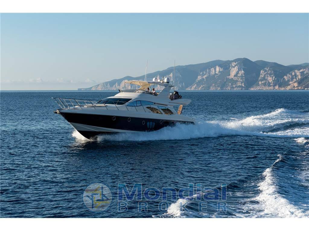 Azimut 62e