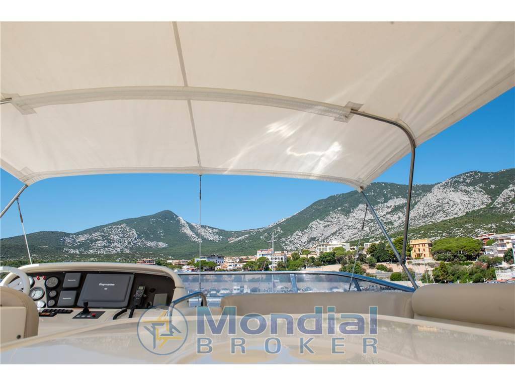 Azimut 62e