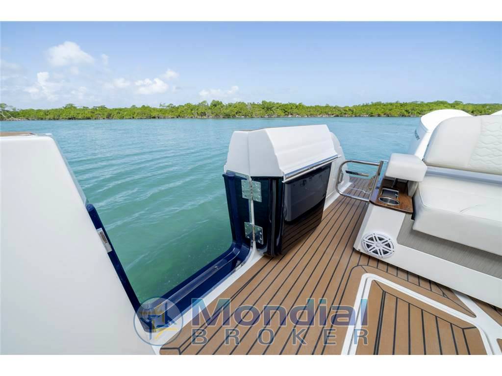 Tiara yachts 48 ls