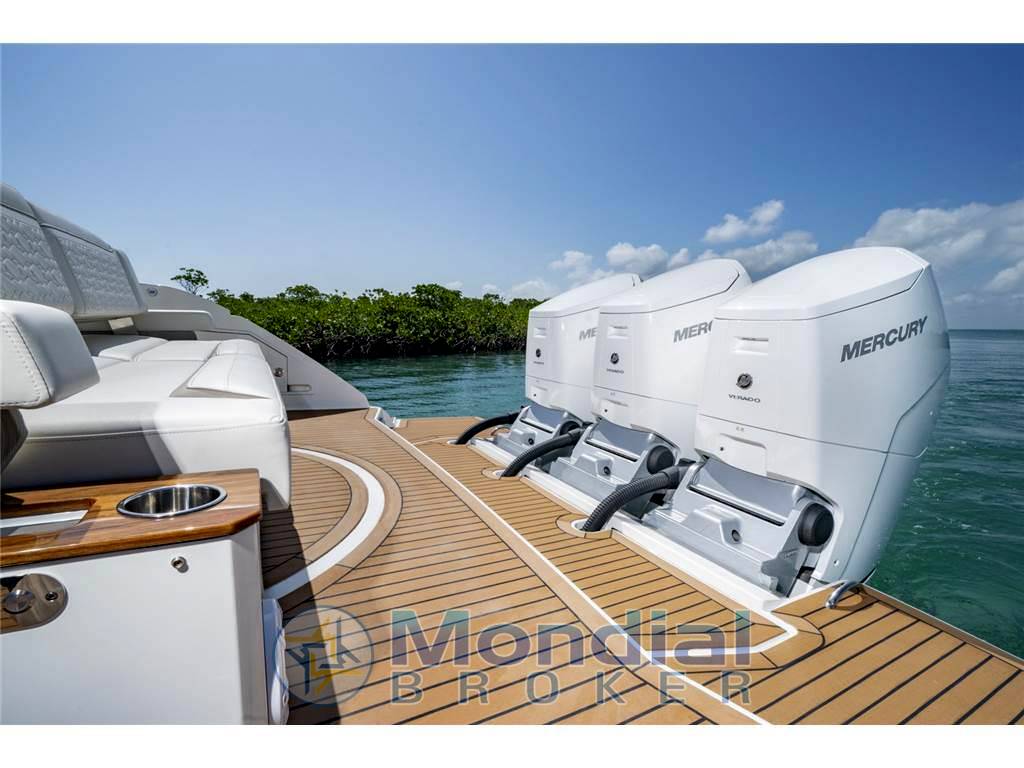 Tiara yachts 48 ls
