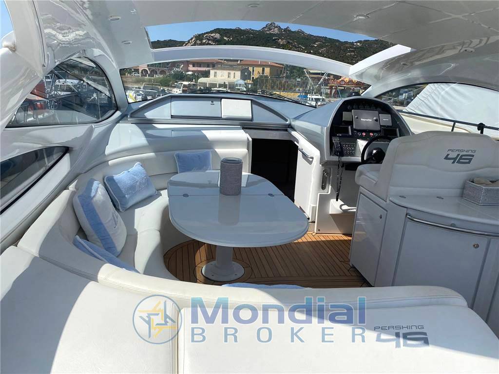 Pershing 46'