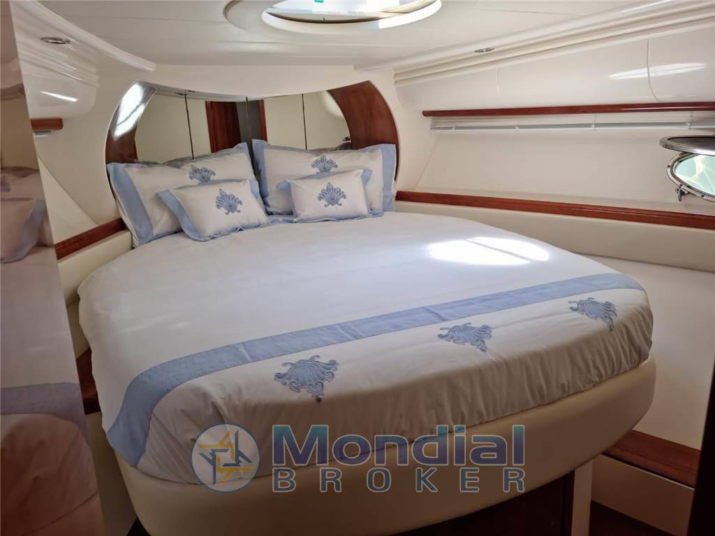 Pershing 46'