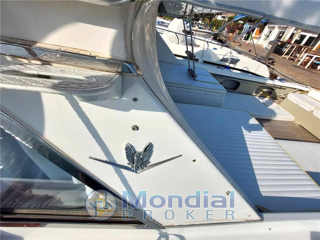 Bertram yacht 31' fbc