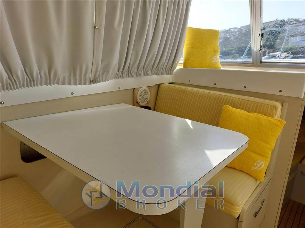 Bertram yacht 31' fbc
