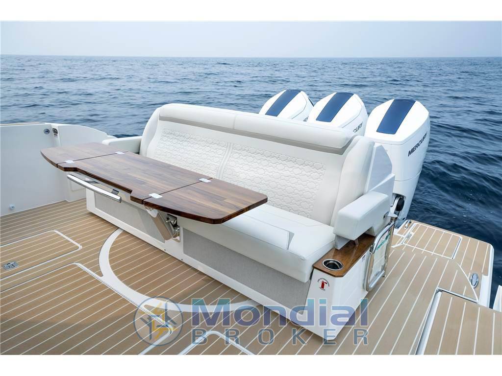 Tiara yachts 48 le