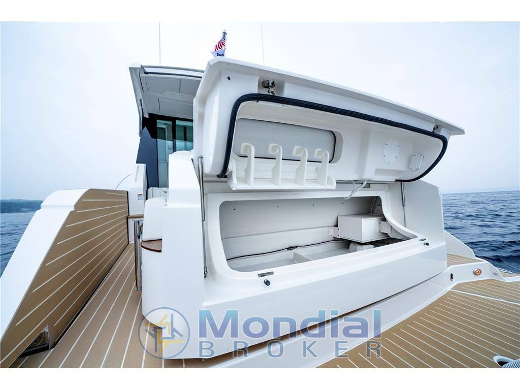 Tiara yachts 48 le