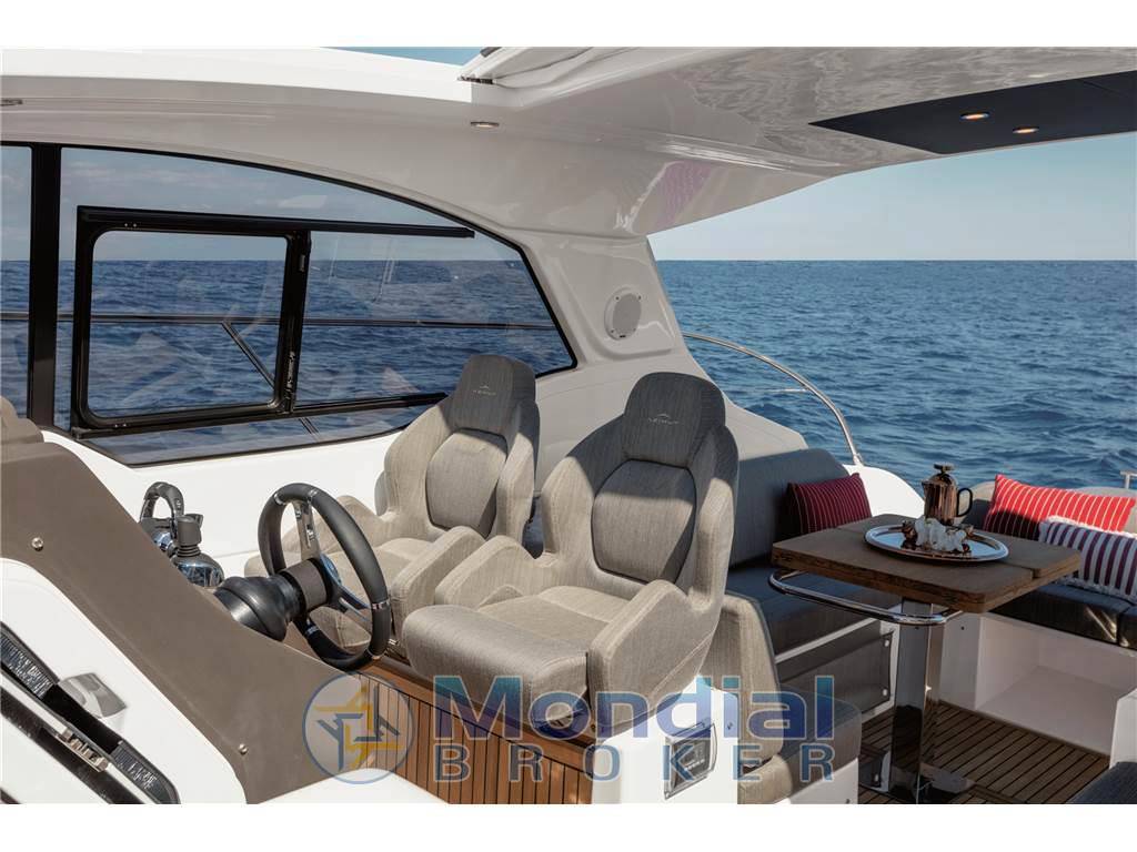 Azimut Atlantis 45