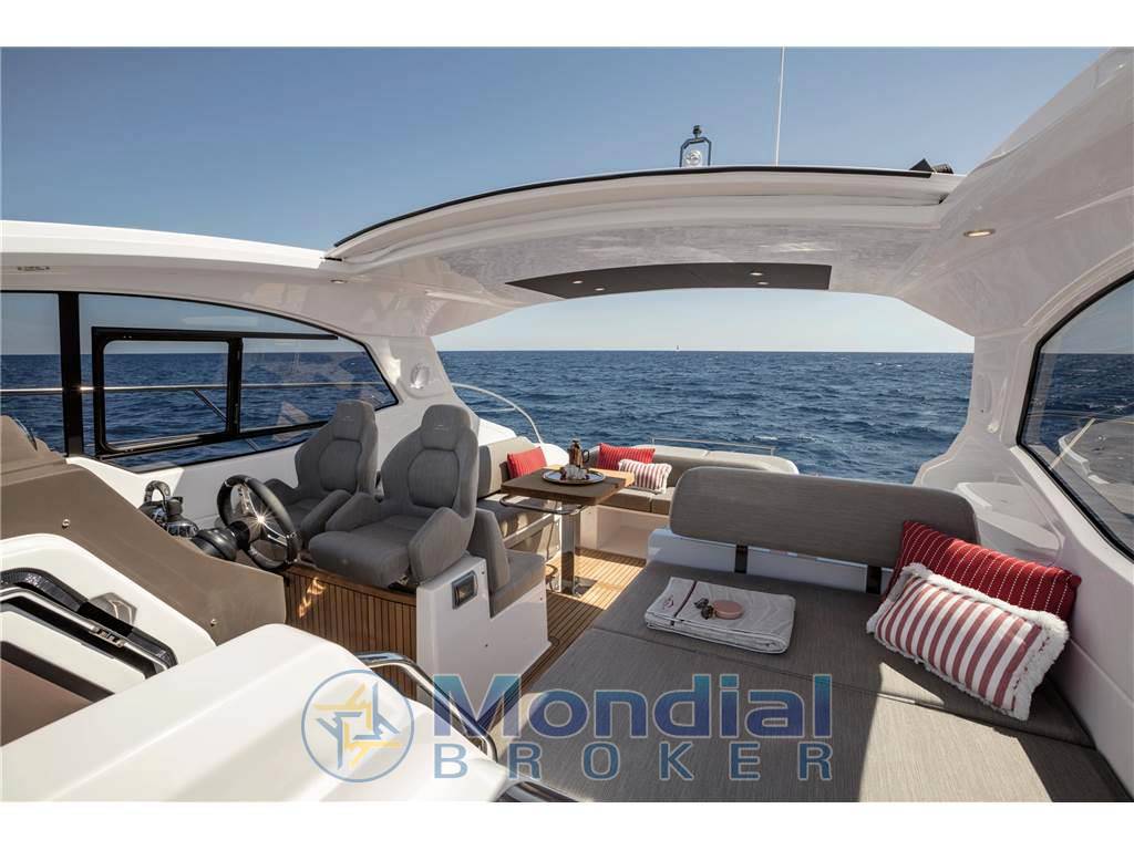 Azimut Atlantis 45