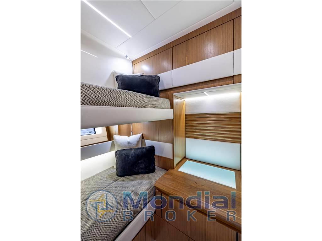 Tiara yachts Ex 54