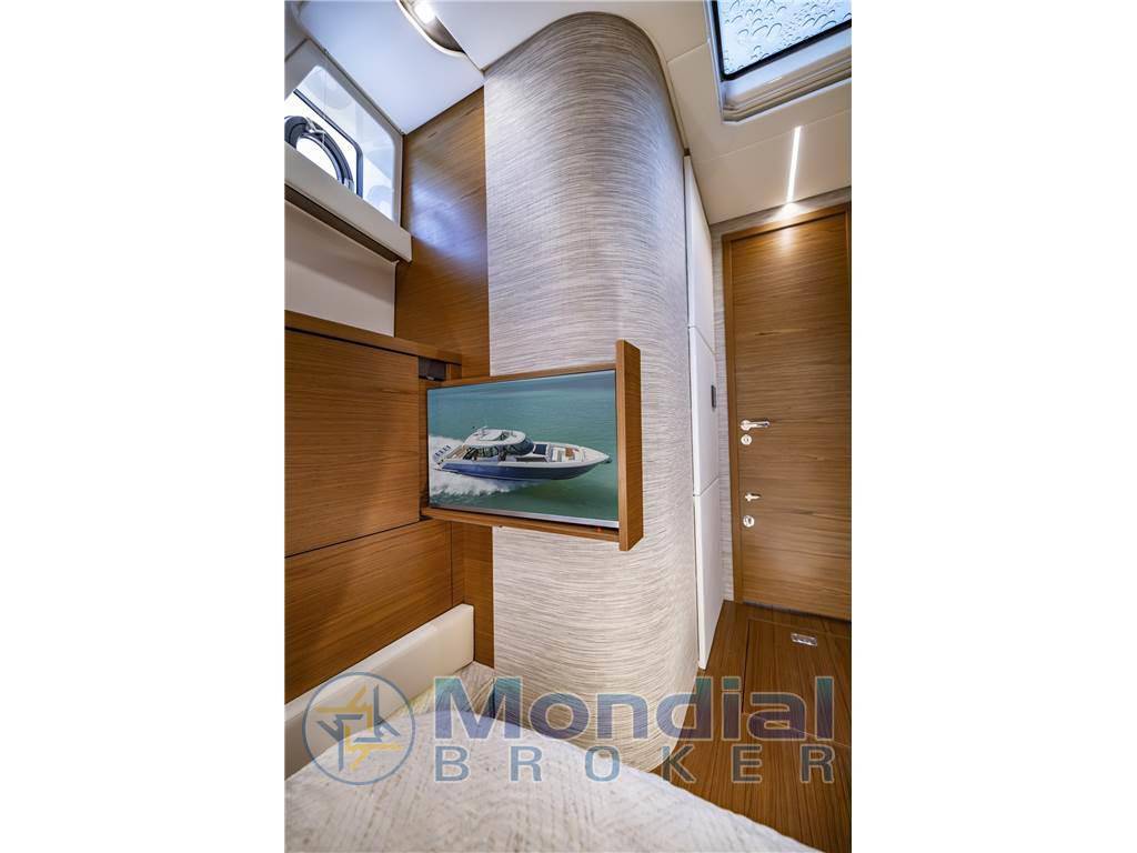 Tiara yachts 56ls