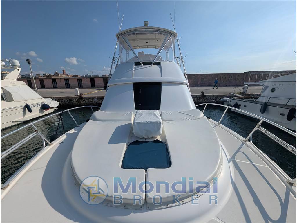 Tiara yachts 3900 convertible