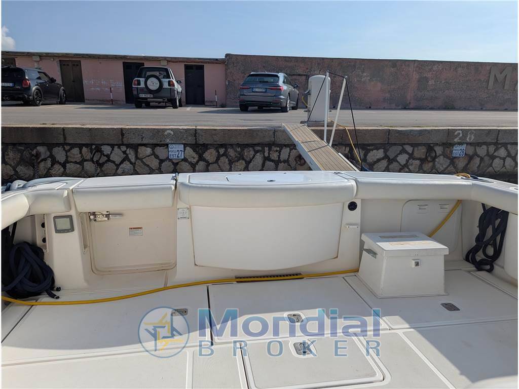 Tiara yachts 3900 convertible