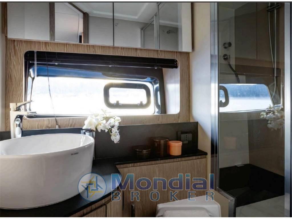 Azimut Atlantis 45