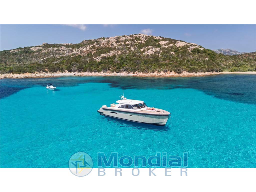 Toy marine Tender 47