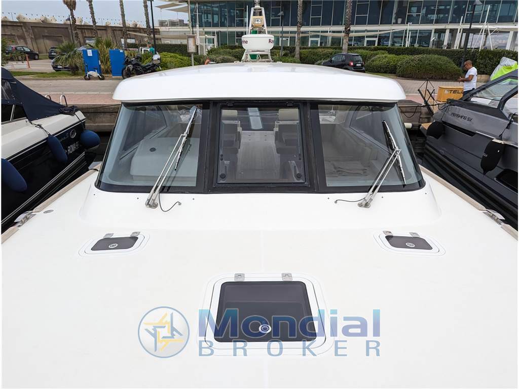 Toy marine Tender 47