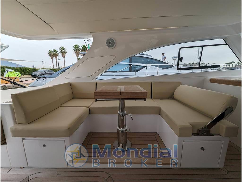 Toy marine Tender 47