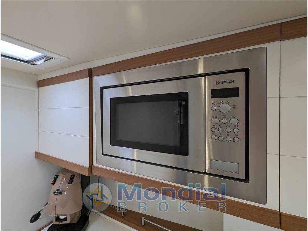 Toy marine Tender 47