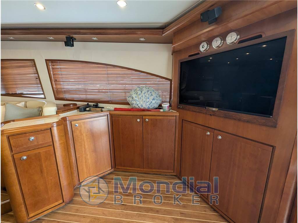 Bertram yacht 630 convertible