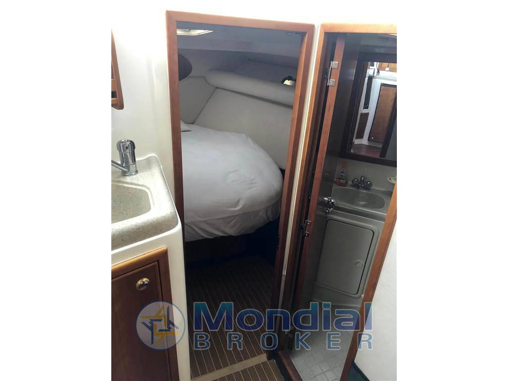 Riviera marine 33 flybridge