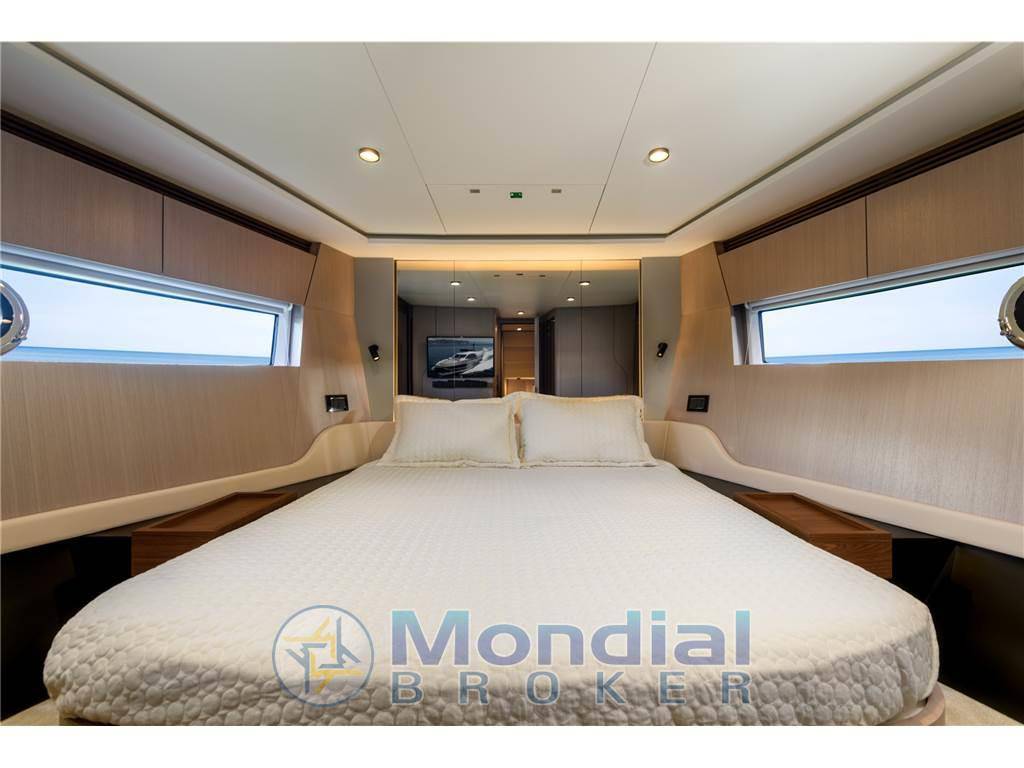 Azimut S7 m ̸ y 2023