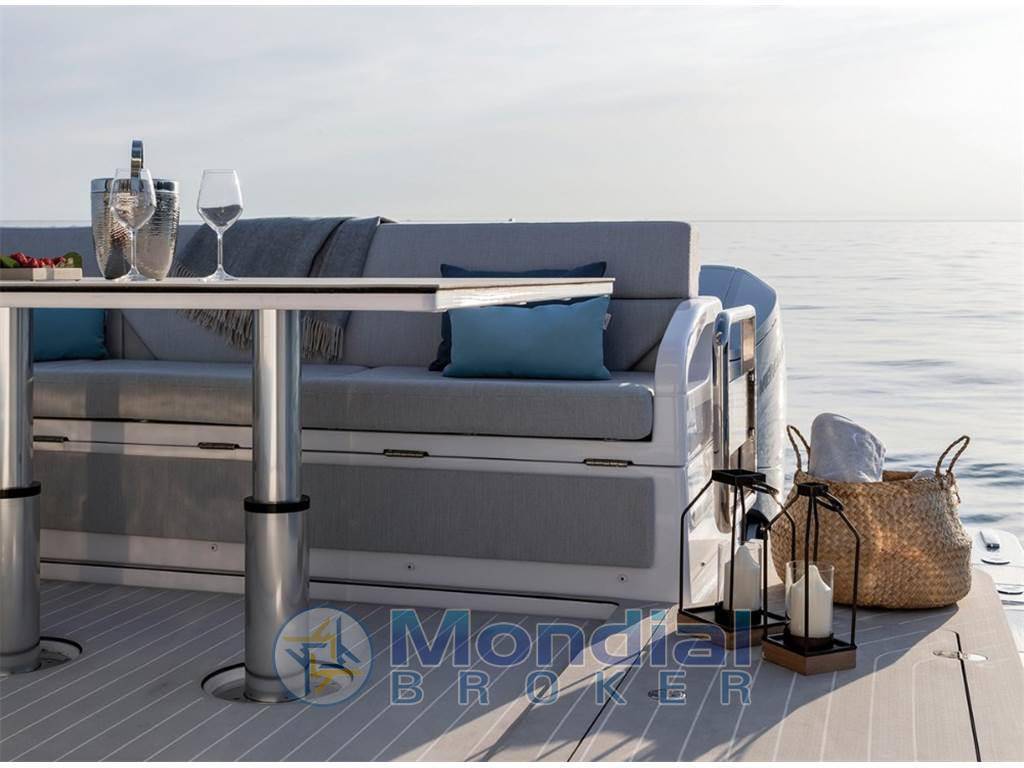 Azimut Verve 48