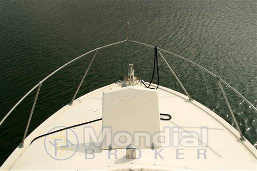 Bertram yacht 28' fbc