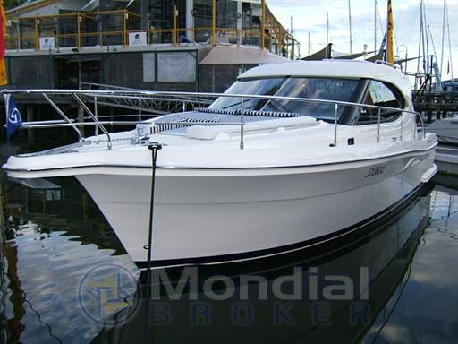 Riviera marine 3600 sport yacht