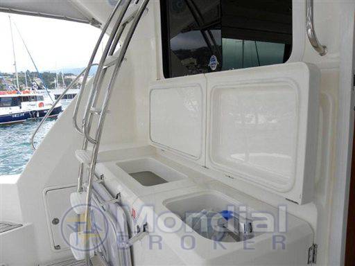 Riviera marine 42 flybridge