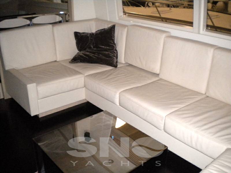 Riva Venere 75 fly