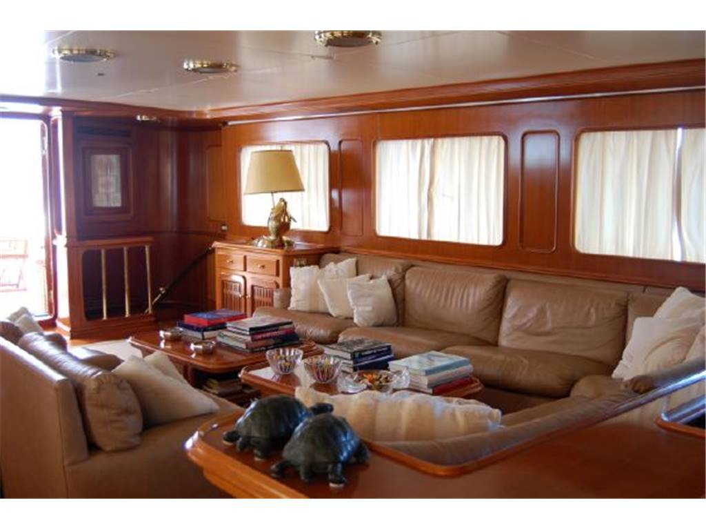 Hall russell & co Navetta dislocante