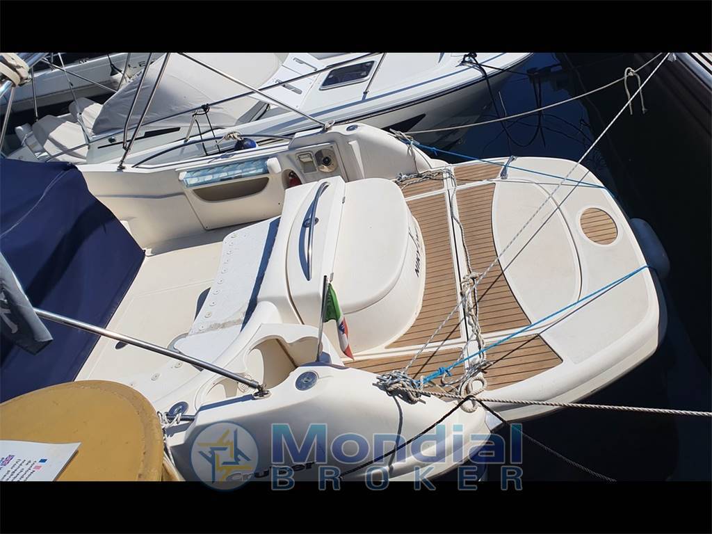 Rio yacht Rio 850 day cruiser