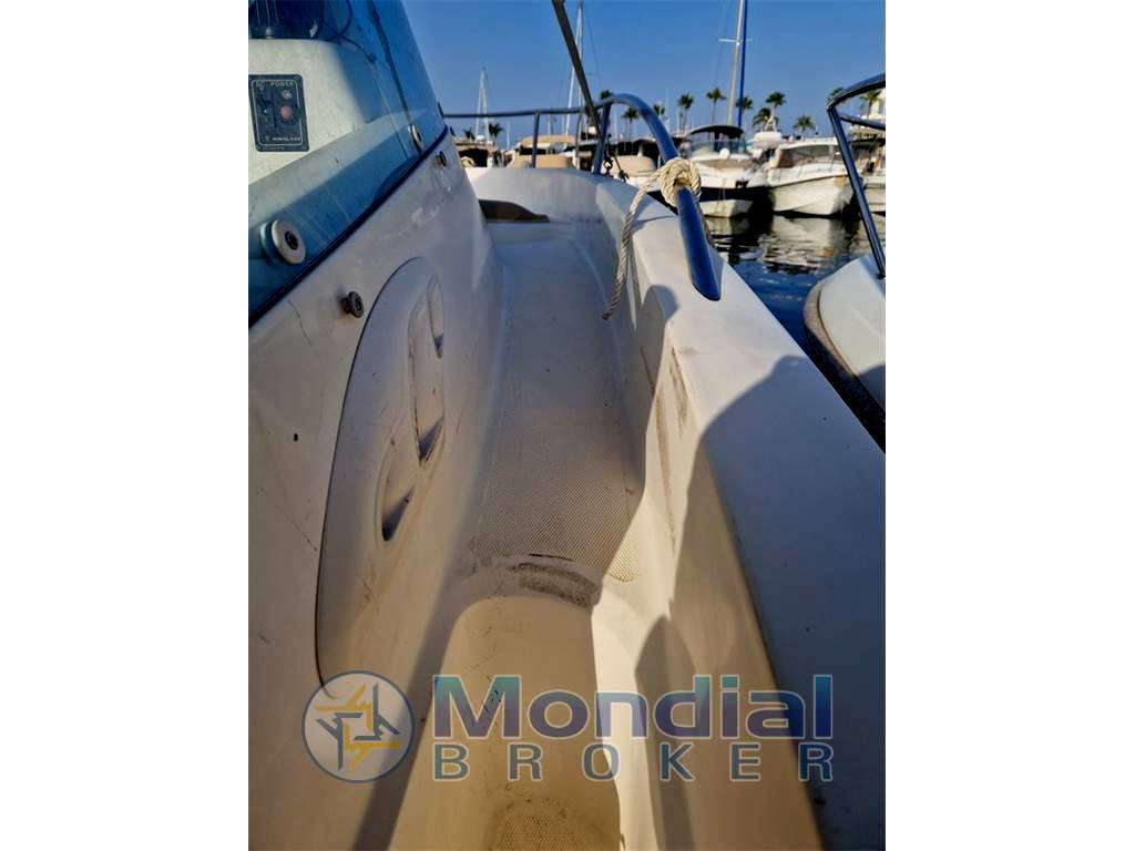 Rio yacht Rio 850 day cruiser