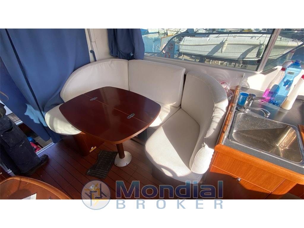 Beneteau yacht Antares 980