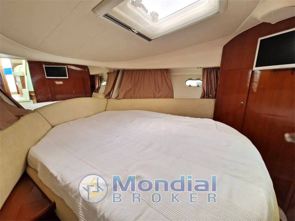 Jeanneau Prestige 32 fly
