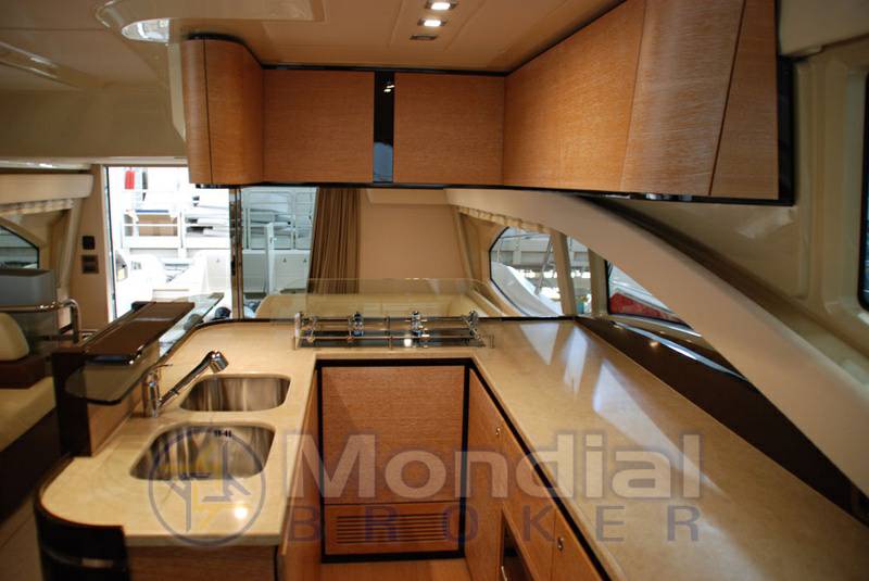 Azimut 58