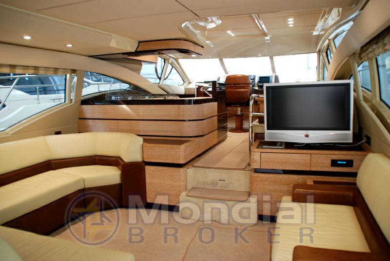Azimut 58