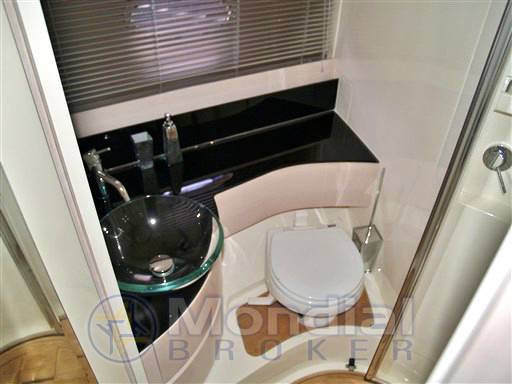 Atlantis 55