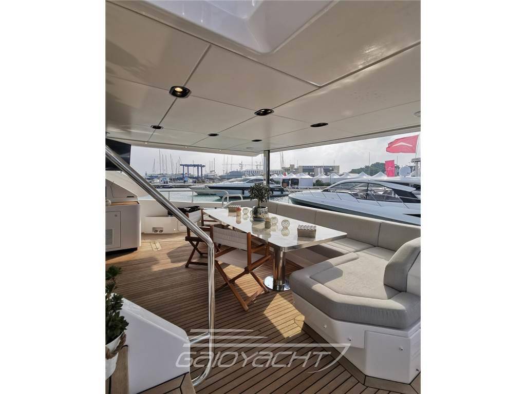 Azimut Grande 27 metri