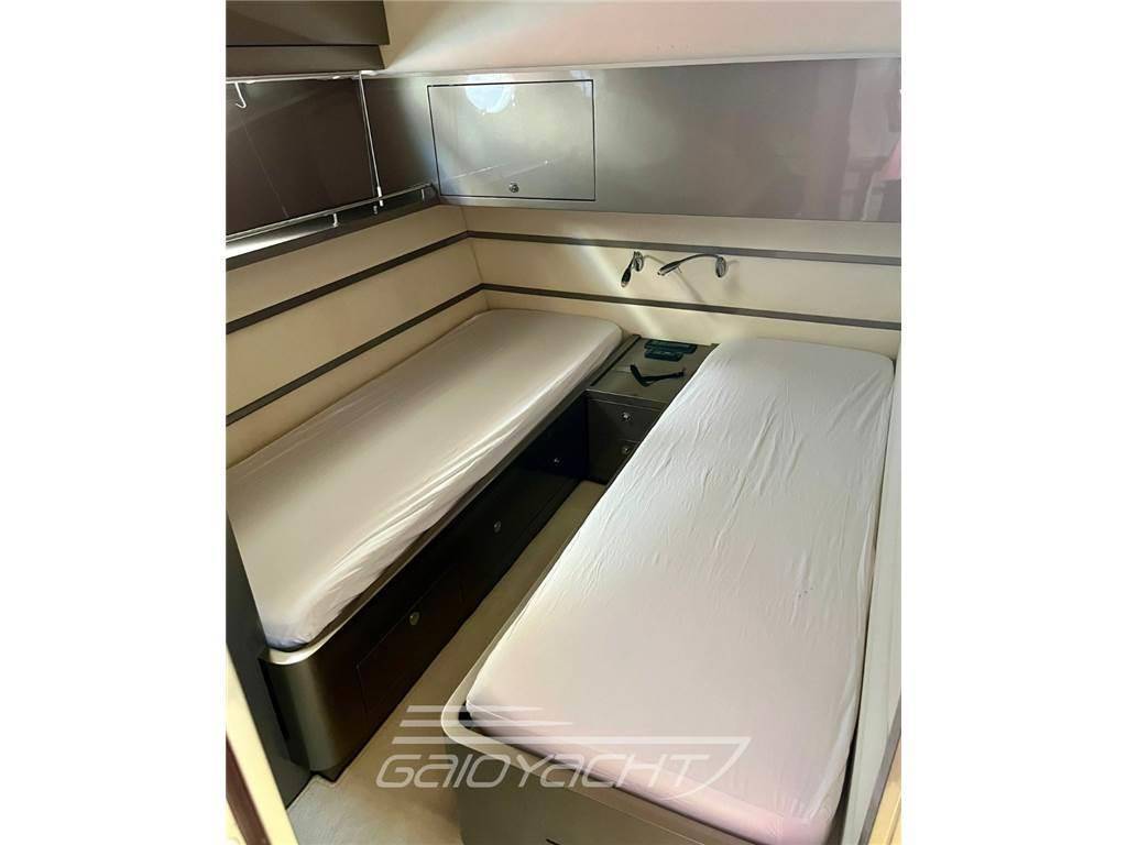 Uniesse marine 48 open