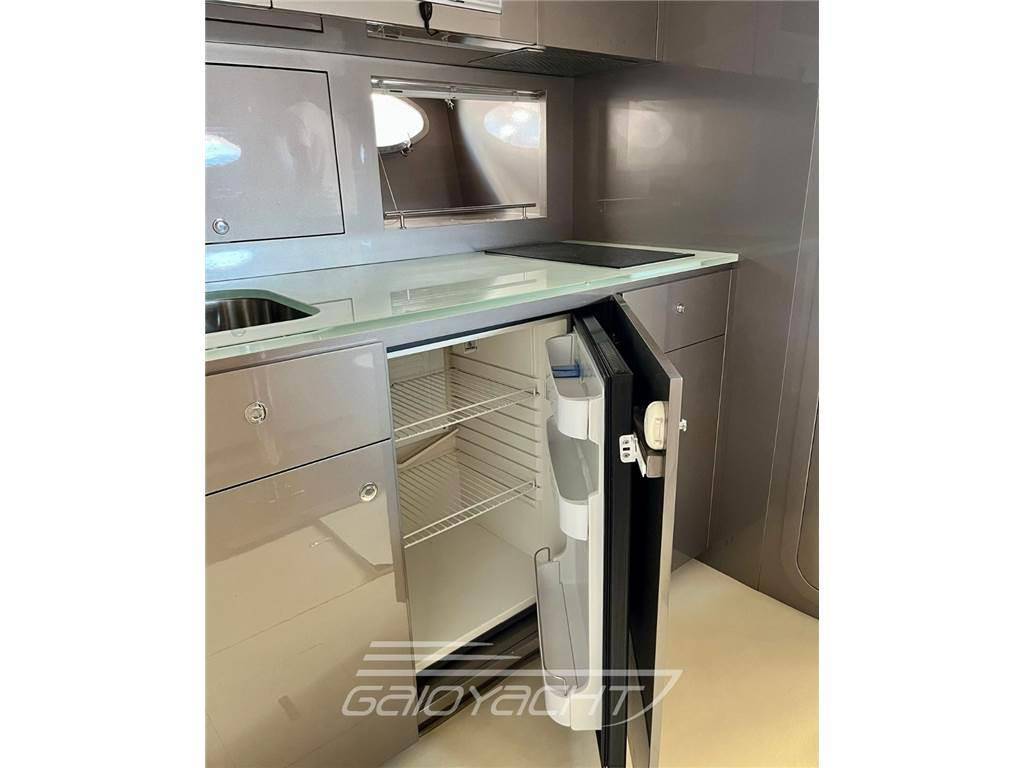 Uniesse marine 48 open