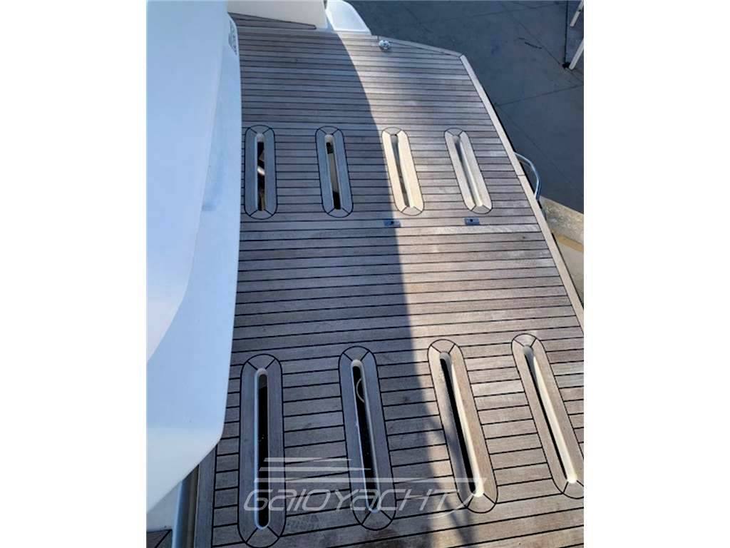 Azimut Atlantis 43