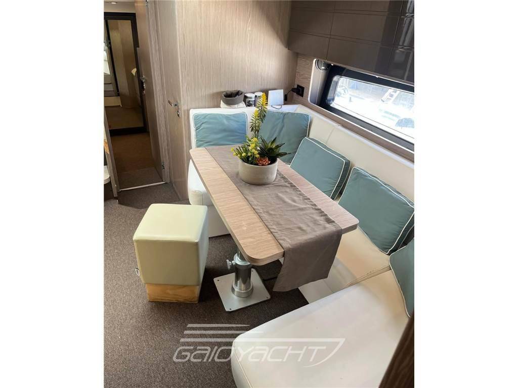 Azimut Atlantis 43