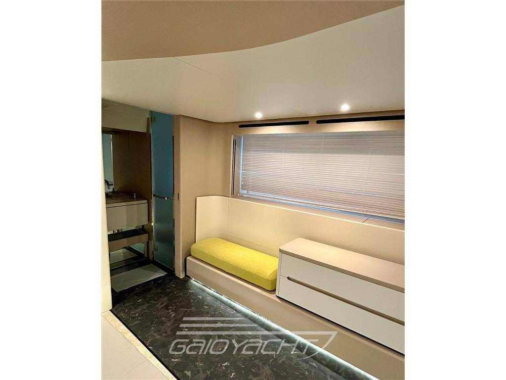 Azimut 68 flybridge my 2022