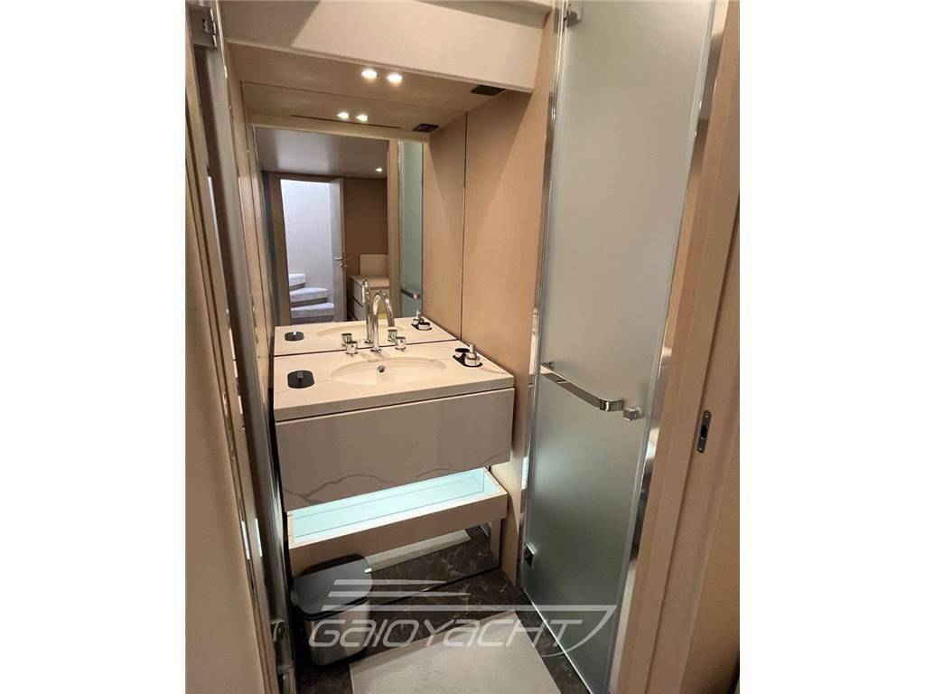 Azimut 68 flybridge my 2022