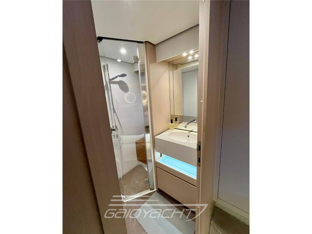 Azimut 68 flybridge my 2022