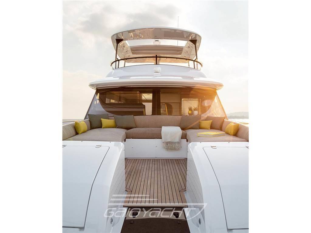 Azimut Magellano 66evo
