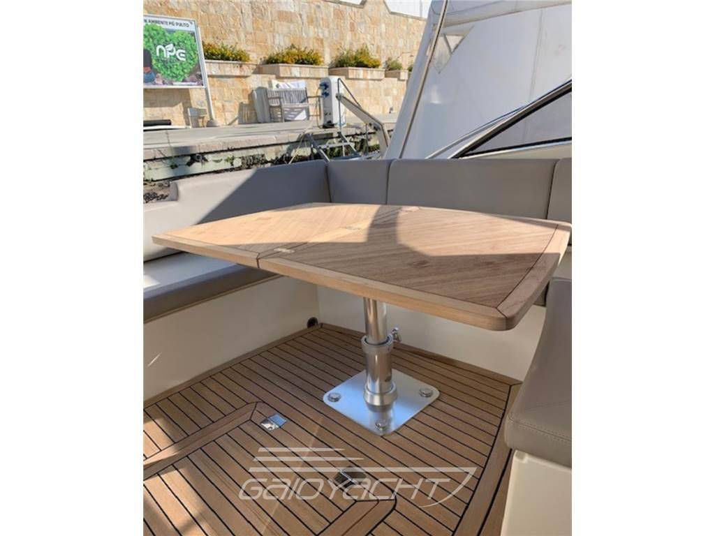 Azimut Atlantis 40